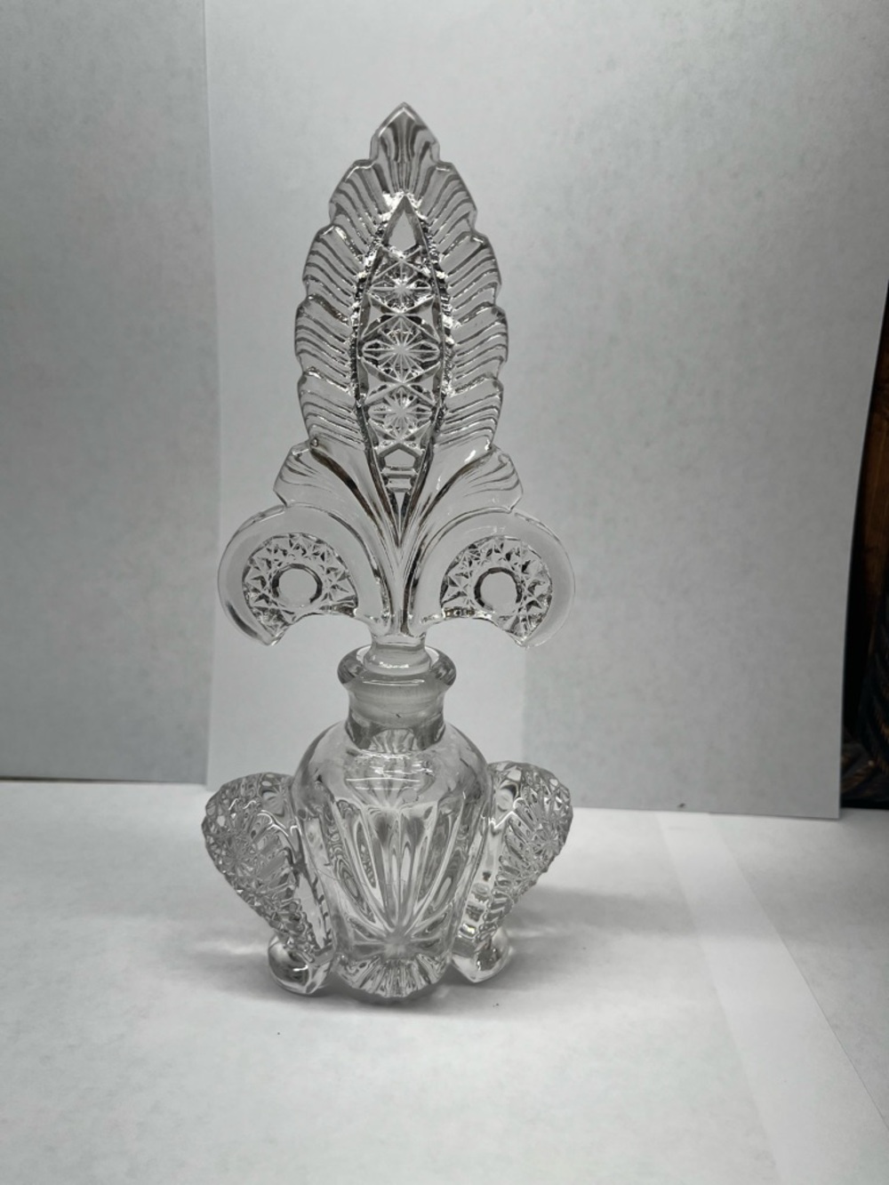 Cut Glass Perfume Bottle with Ornate Fleur-de-Lis Stopper - Clear